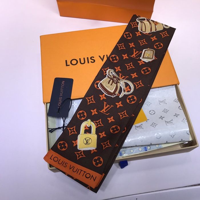 Louis Vuitton Scarf LVS00011